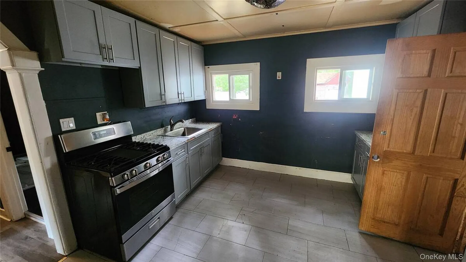 Property at 200 Oak Avenue, Flanders, NY 11901 6