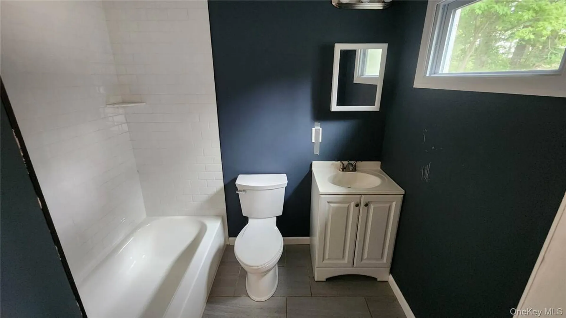 Property at 200 Oak Avenue, Flanders, NY 11901 9