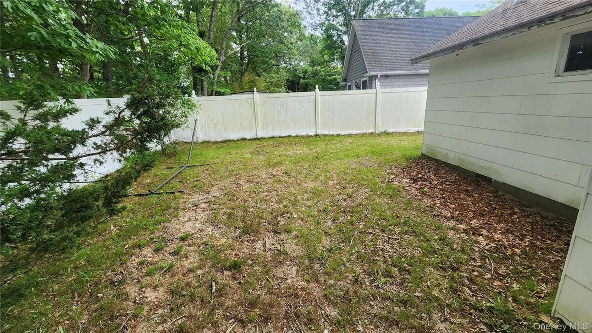 Property at 200 Oak Avenue, Flanders, NY 11901 10