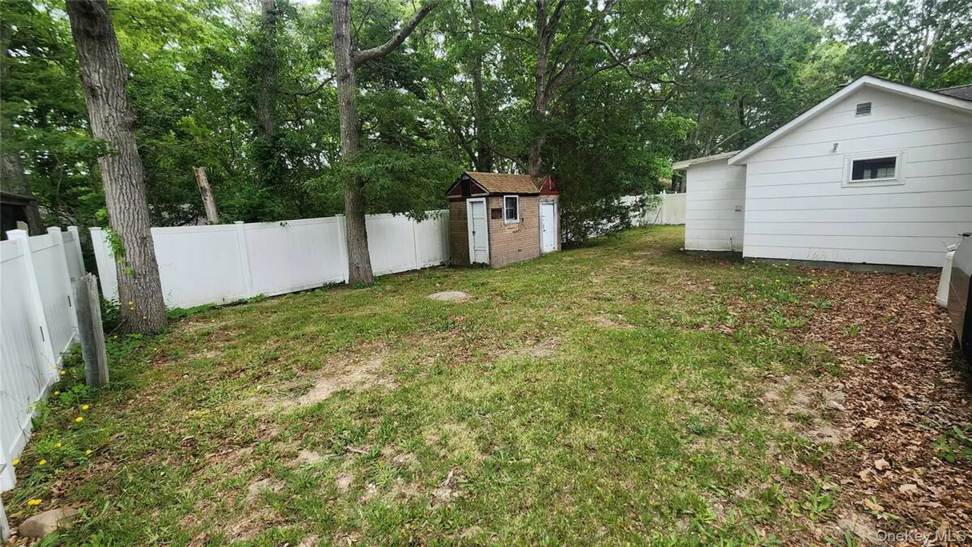 Property at 200 Oak Avenue, Flanders, NY 11901 15