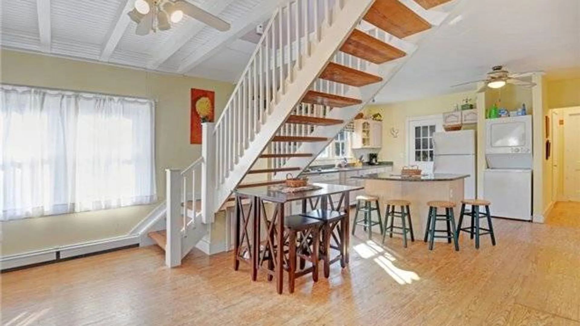 Property at 33 Cedar Ct, Laurel, NY 11948 4
