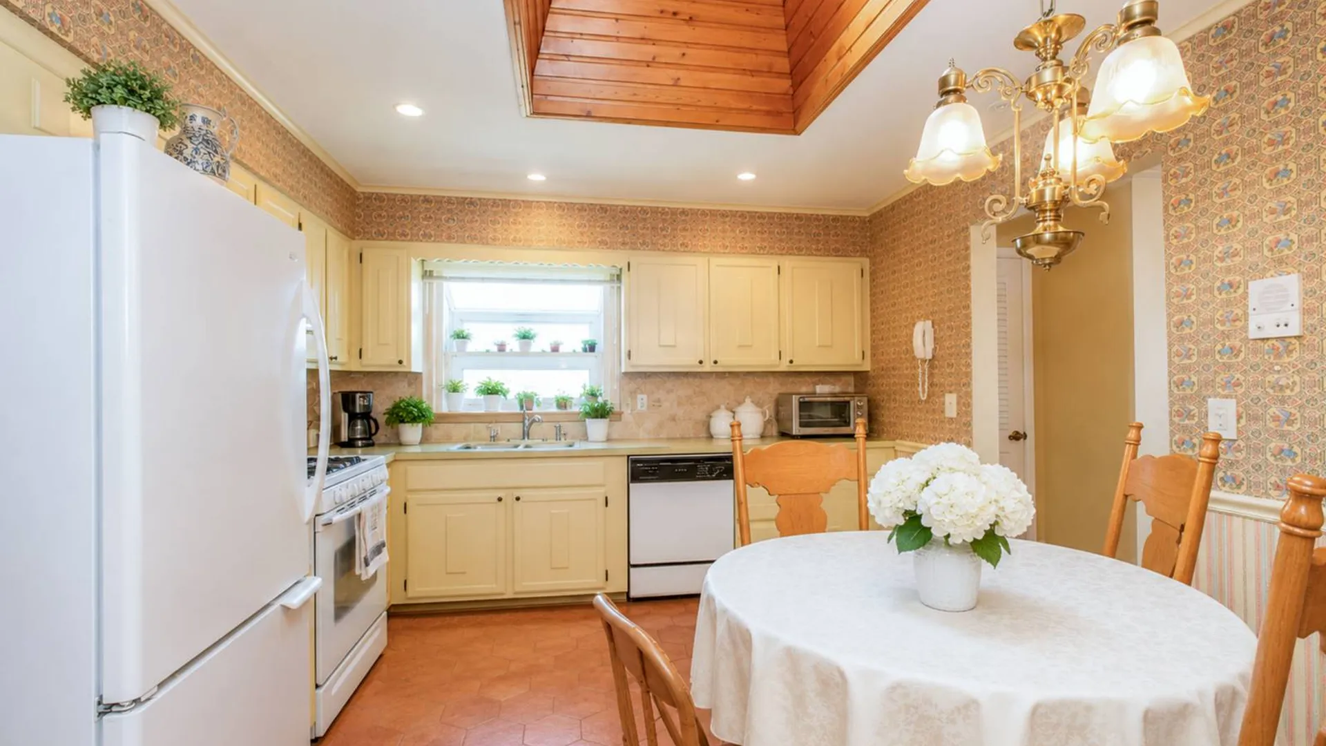 Property at 19 elias place, Staten Island, NY 10314 15