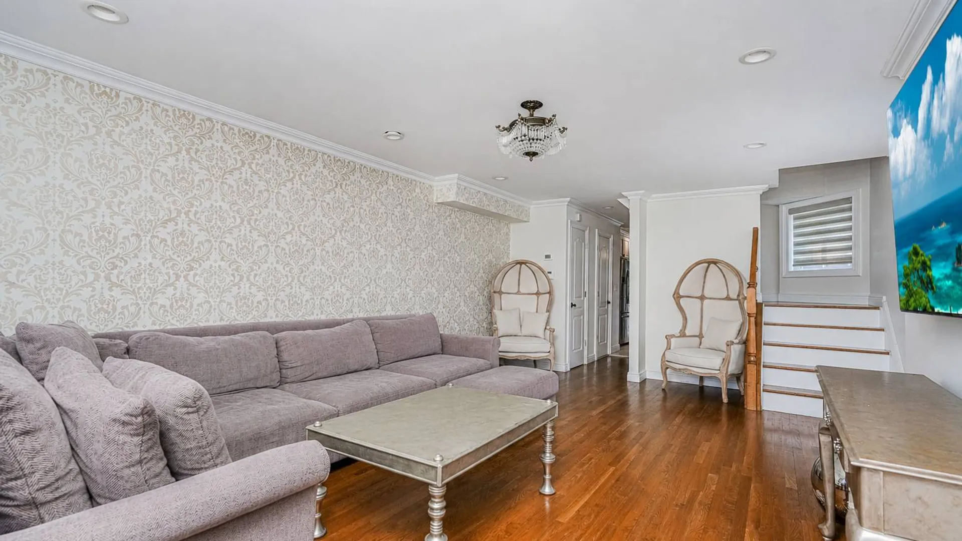 Property at 80 Harris Lane, Staten Island, NY 10309 4