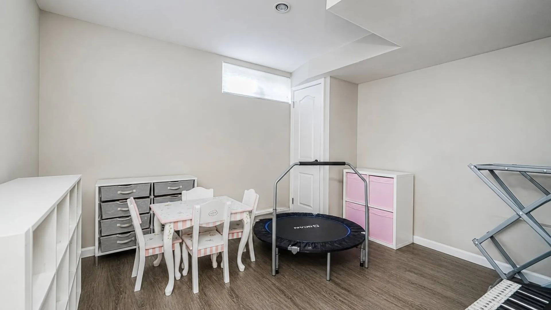 Property at 80 Harris Lane, Staten Island, NY 10309 25