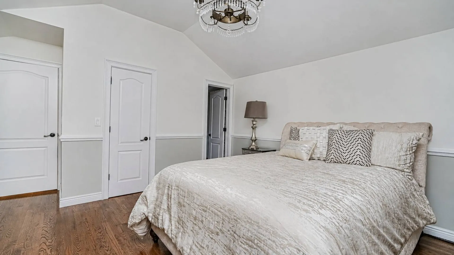 Property at 80 Harris Lane, Staten Island, NY 10309 15