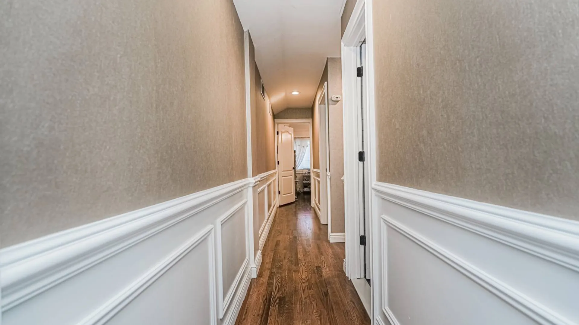 Property at 80 Harris Lane, Staten Island, NY 10309 14