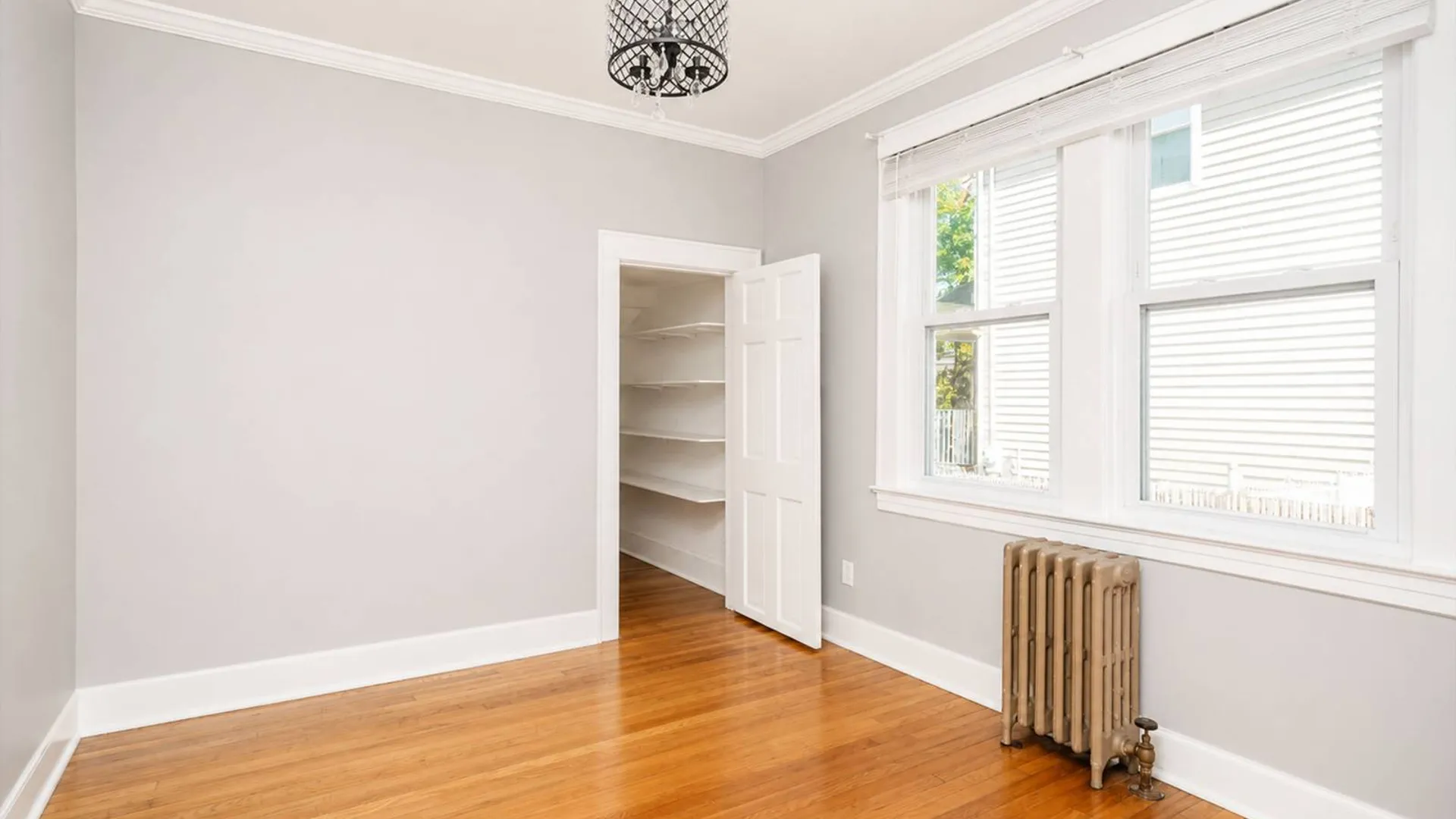 Property at 69 Chelsea St, Staten Island, NY 10307 12