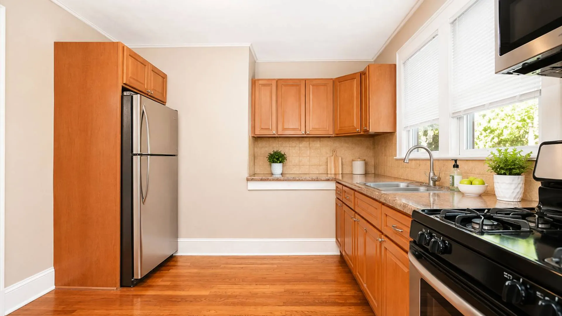 Property at 69 Chelsea St, Staten Island, NY 10307 23