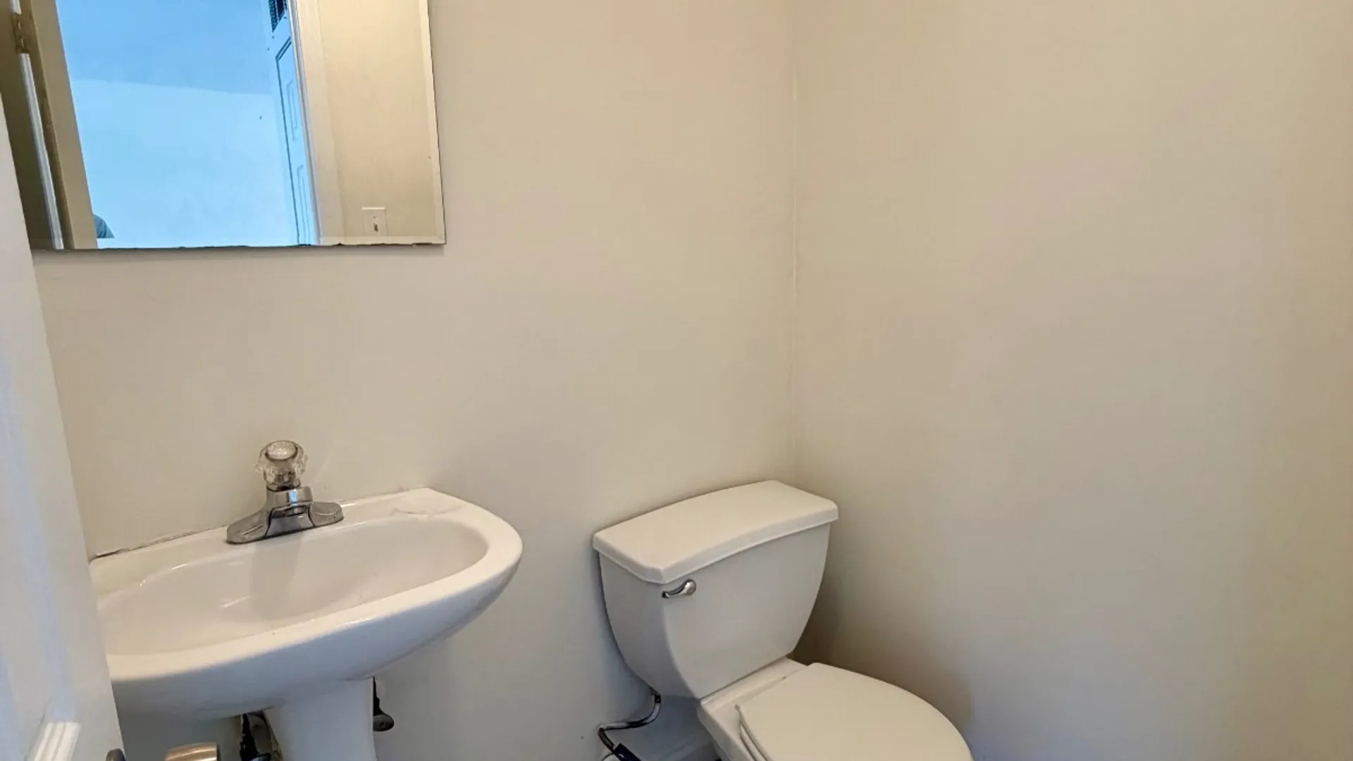Property at 43 Benziger Avenue, Staten Island, NY 10301 5