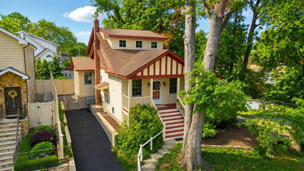 Property at 113 HILLCREST, staten island, NY 10308