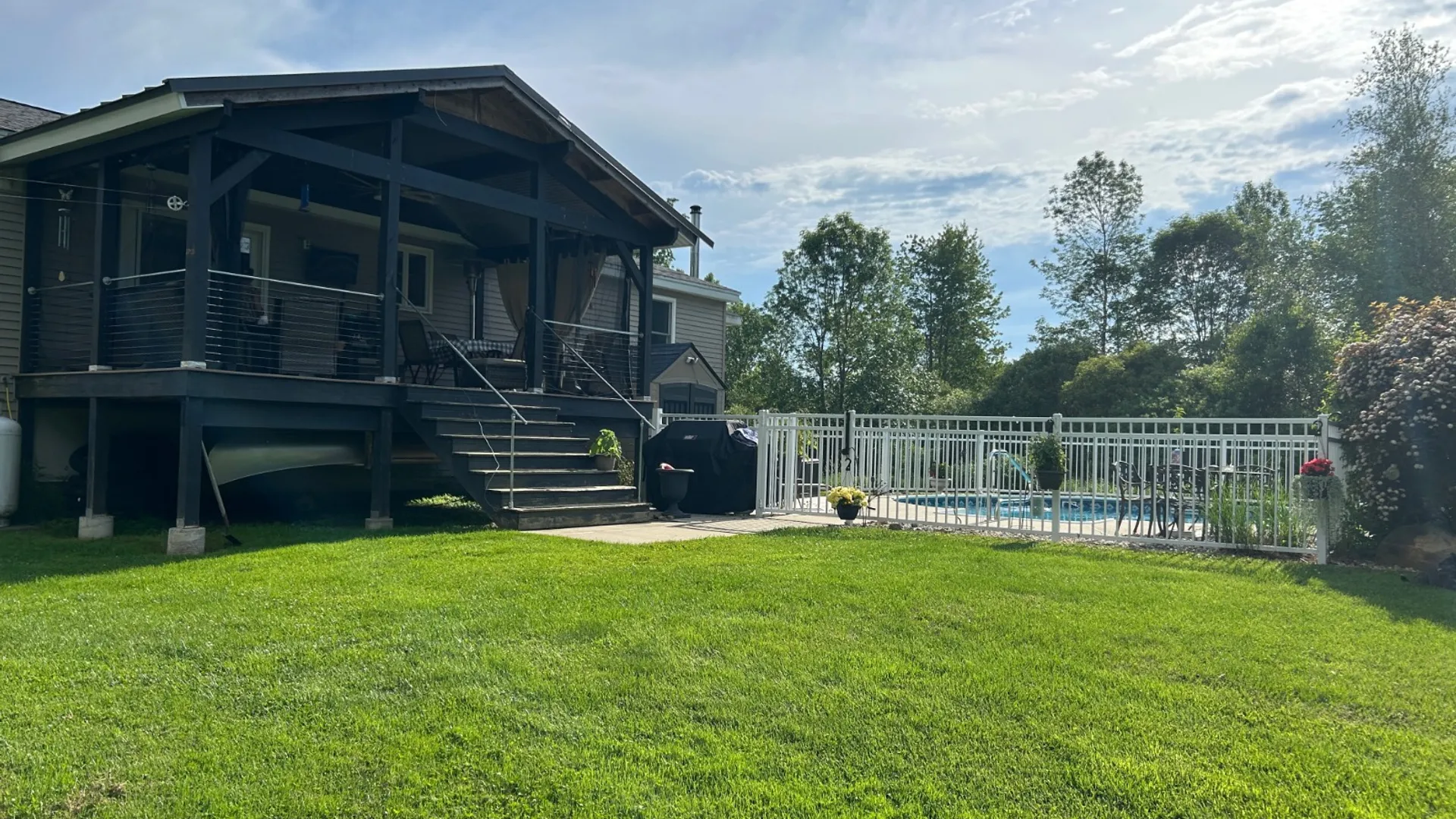 Property at 123 Stairs Rd, Amsterdam, NY 12010 24