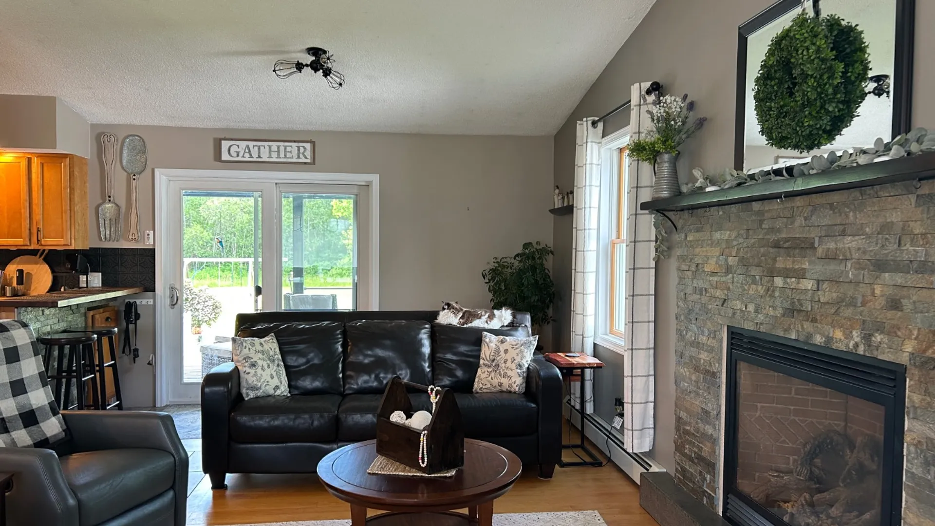 Property at 123 Stairs Rd, Amsterdam, NY 12010 45