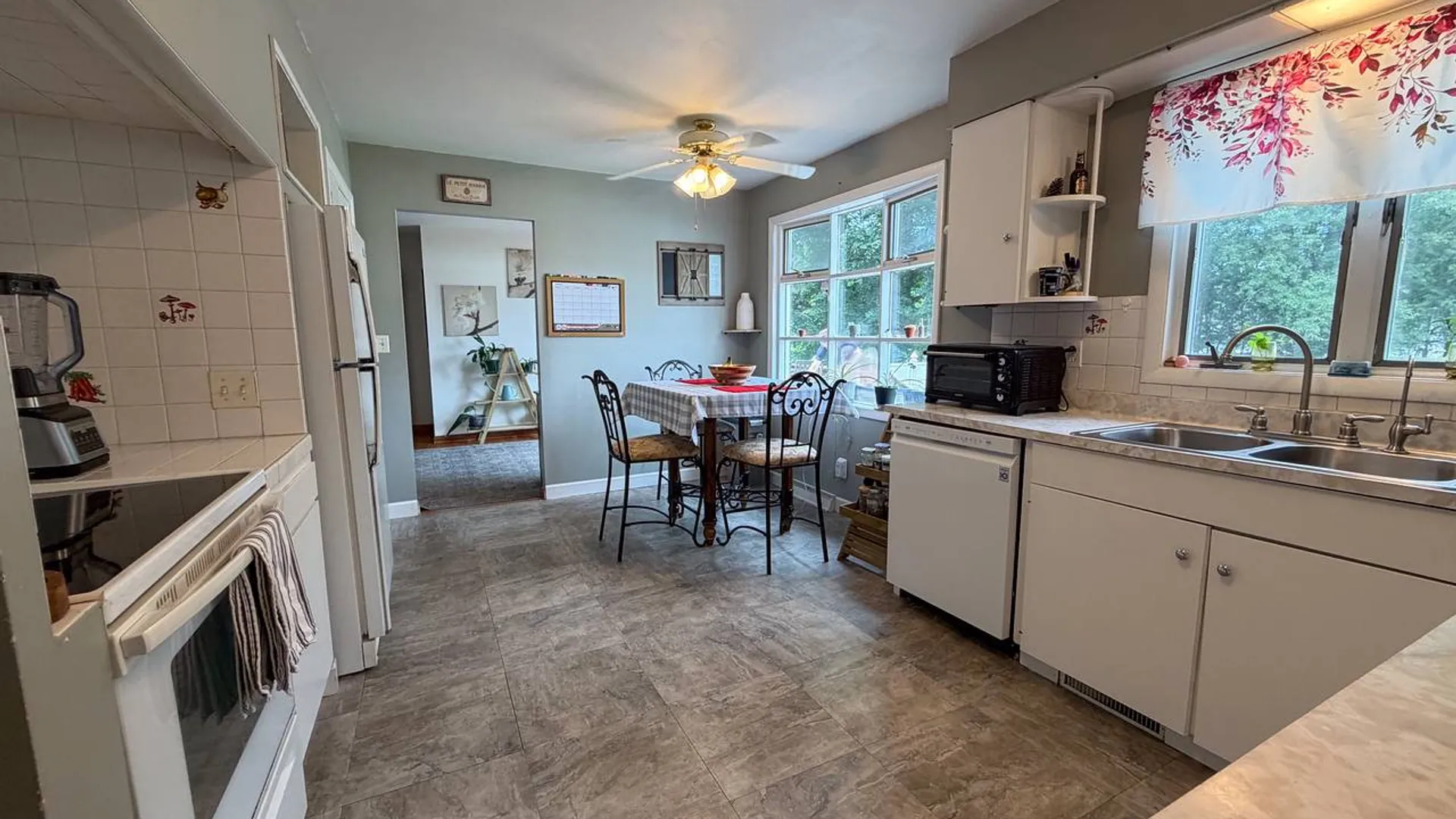 Property at 704 Westwood Dr, Herkimer, NY 13350 6