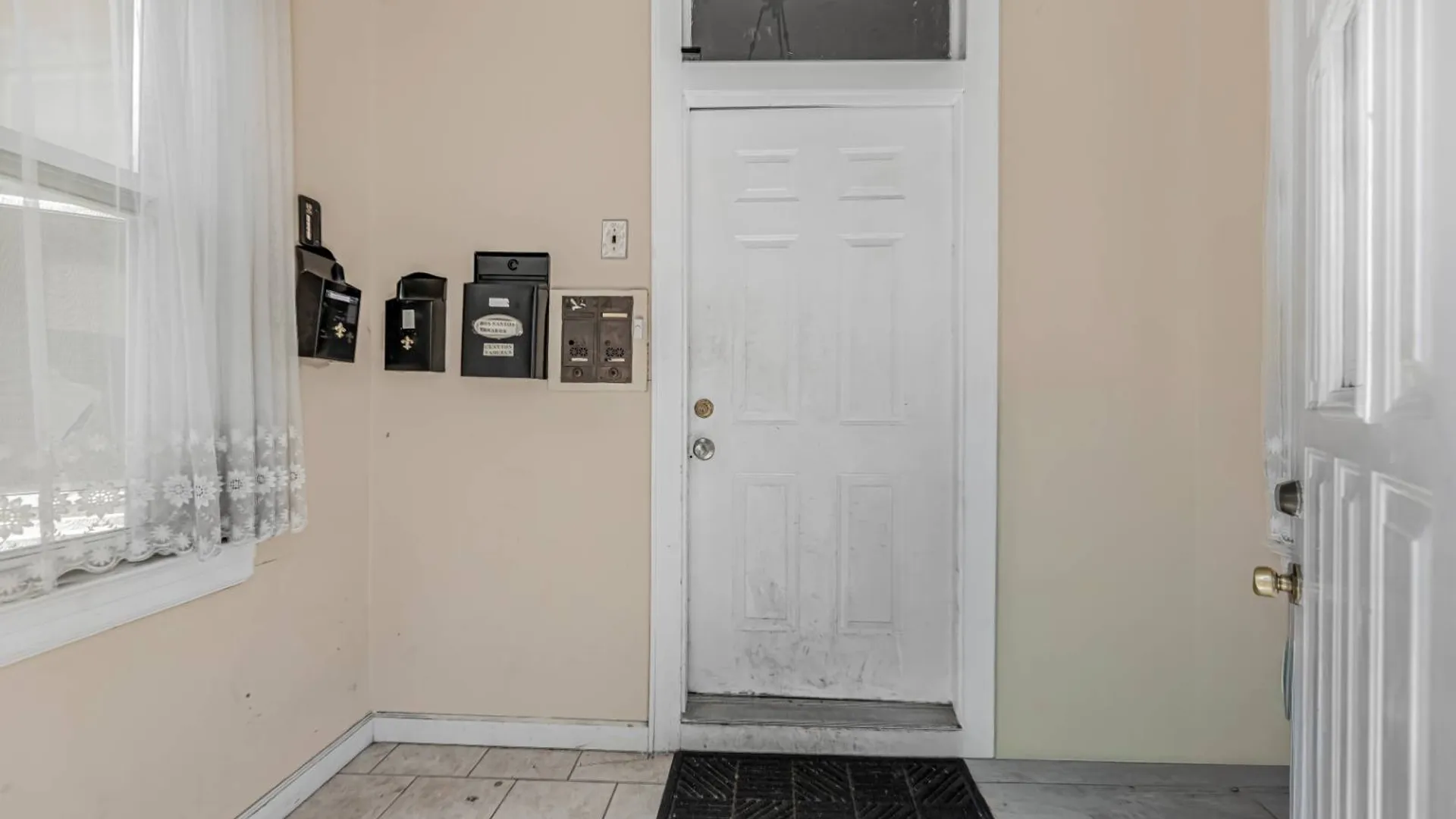 Property at 123 Oliver Ave, Yonkers, NY 10701 4