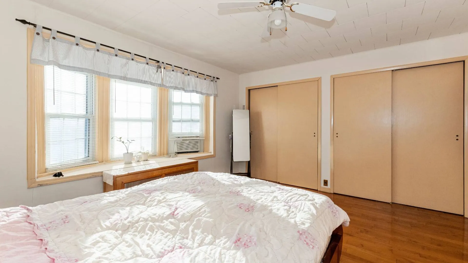 Property at 45-27 215th Pl, Bayside, NY 11361 20