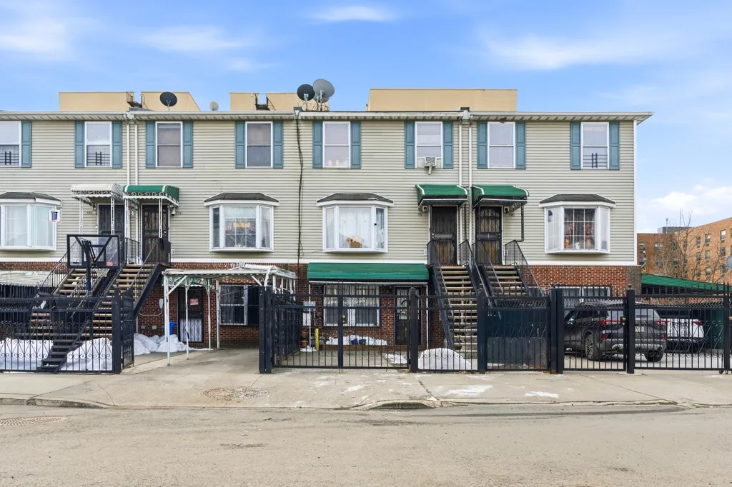 Property at 592 Beech Terrace, Bronx, NY 10454