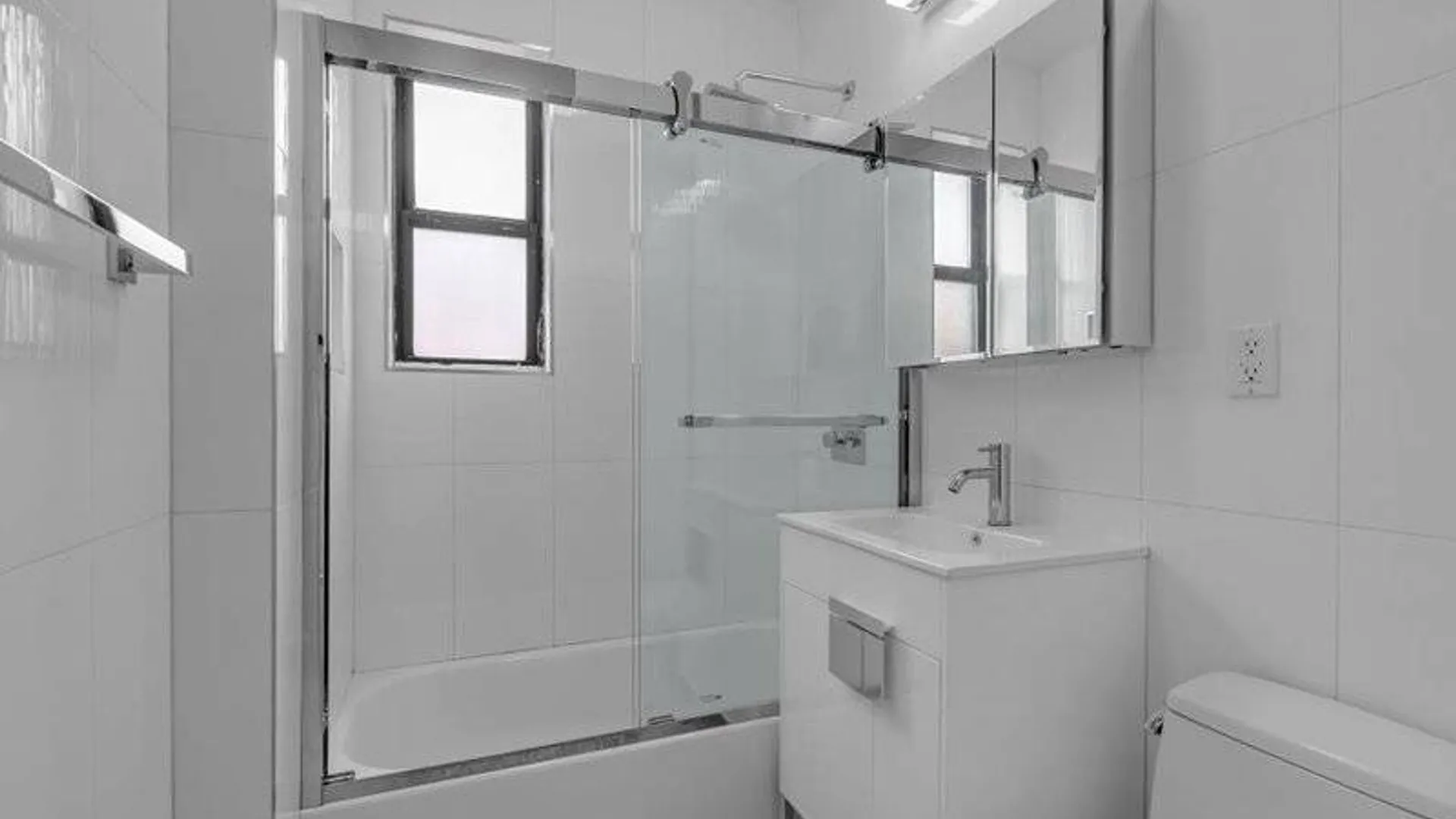 Property at 300 Ocean Parkway, Brooklyn, NY 11218 14