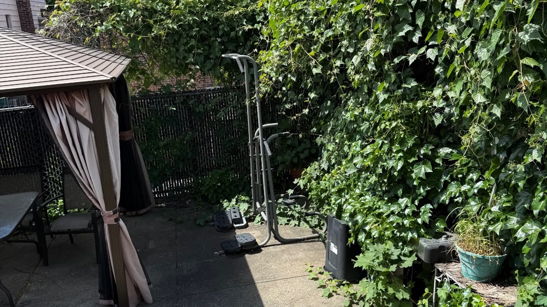 Property at 190 Bay 7 Street, Brooklyn, NY 11228 7