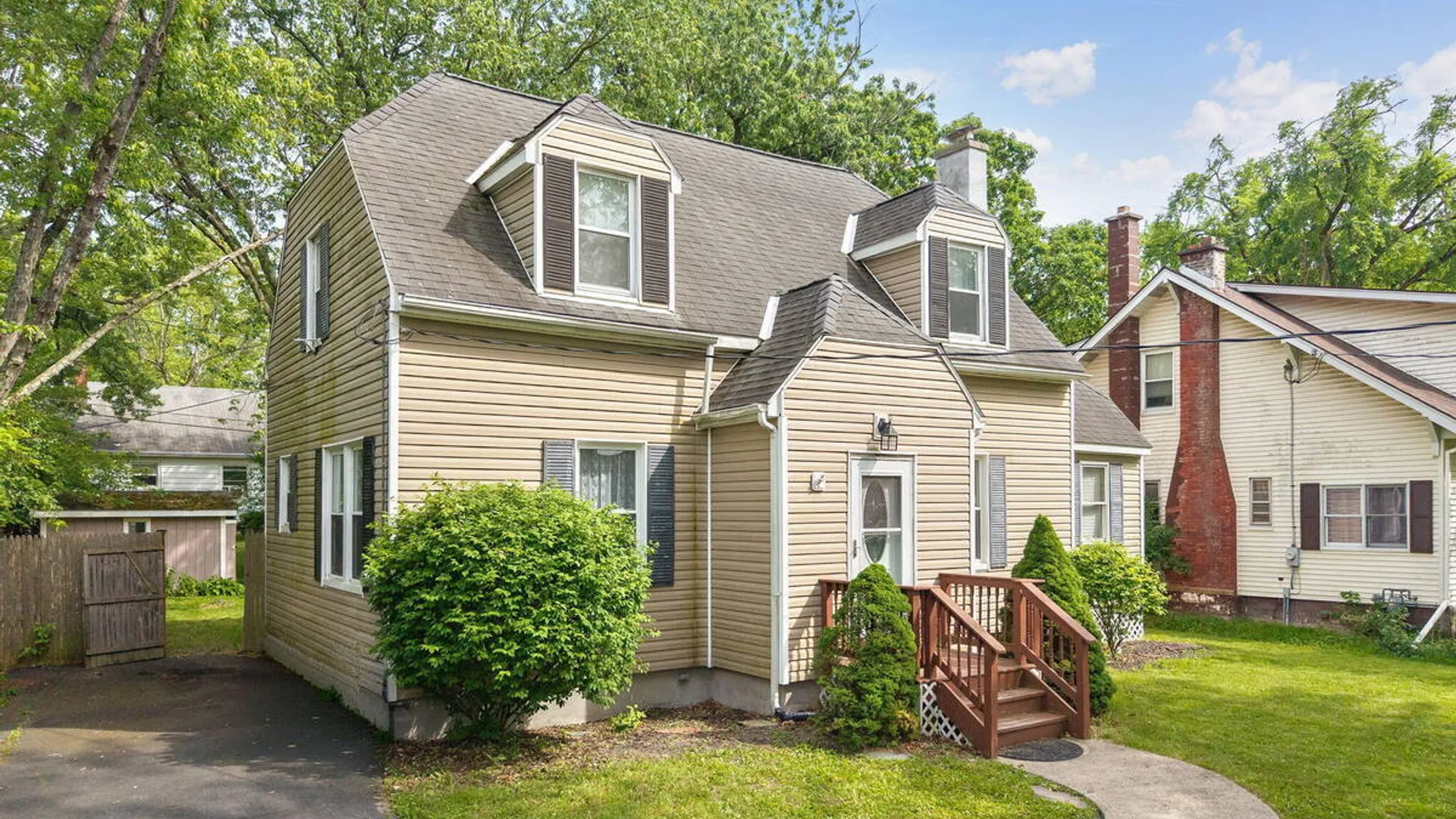 Property at 102 Delaware Avenue, Rensselaer, NY 12144 4