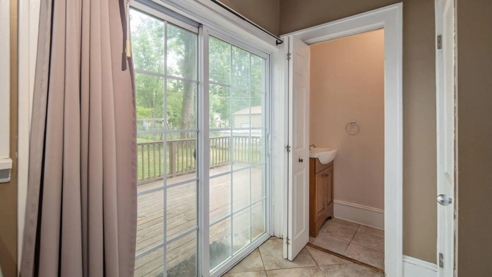 Property at 102 Delaware Avenue, Rensselaer, NY 12144 20