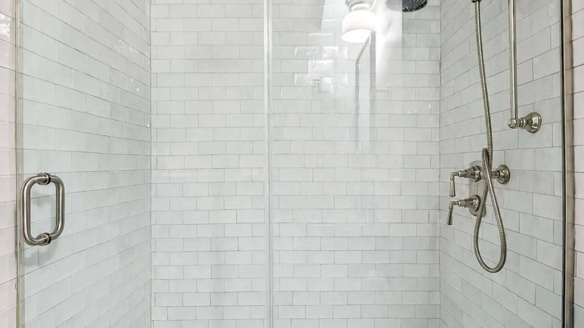 Property at 320 East 42nd Street, New York, NY 10017 4
