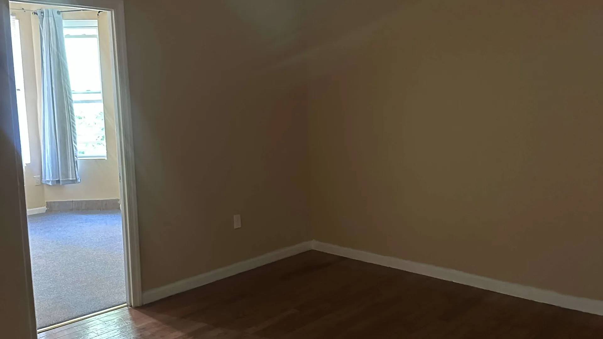 Property at 784 Garden St, Bronx, NY 10460 2
