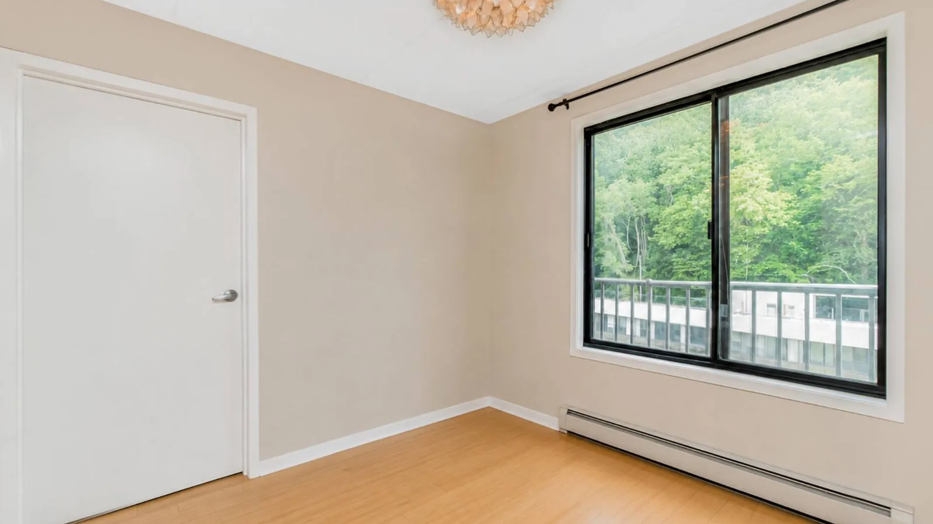 Property at 1155 Warburton Avenue, Yonkers, NY 10701 8