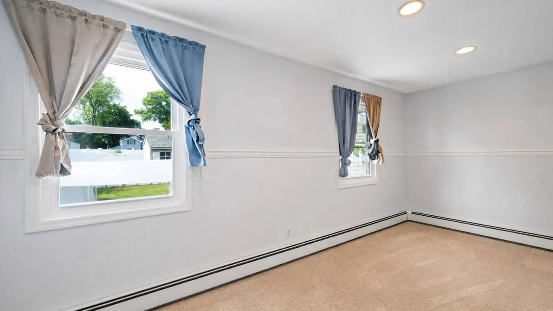Property at 535 Outlook Avenue, West Babylon, NY 11704 13