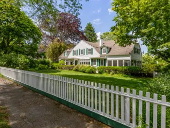 Property at 37 BELLPORT LANE, BELLPORT VILLAGE, NY 11713