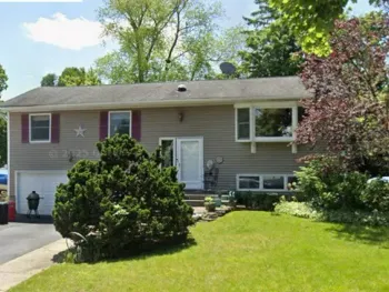 Property at 14 Dedham Pl, Kings Park, NY 11754
