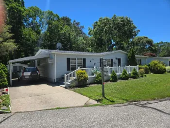 Property at 1407-111 Middle Rd, Calverton, NY 11933