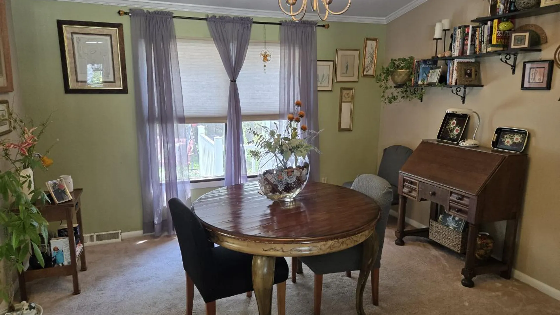 Property at 1407-111 Middle Rd, Calverton, NY 11933 4