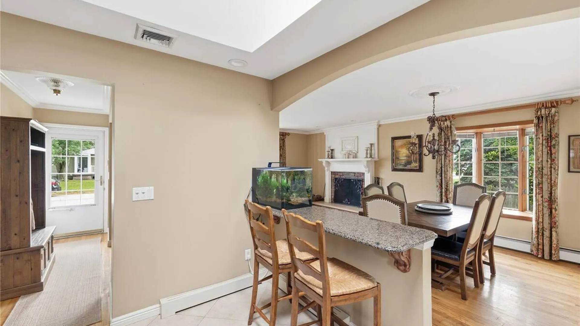 Property at 350 Columbus Avenue, West Babylon, NY 11704 6