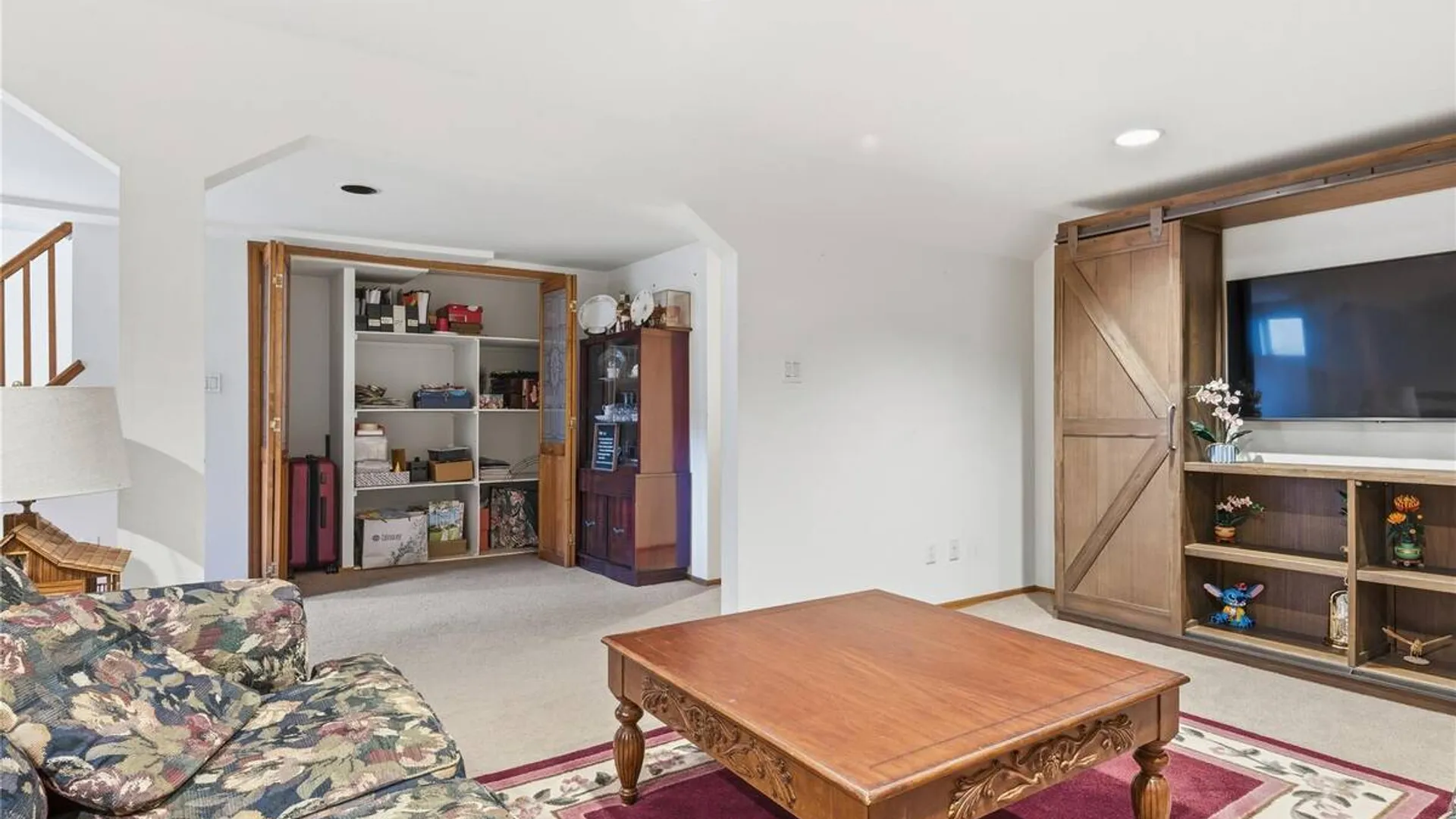 Property at 350 Columbus Avenue, West Babylon, NY 11704 20