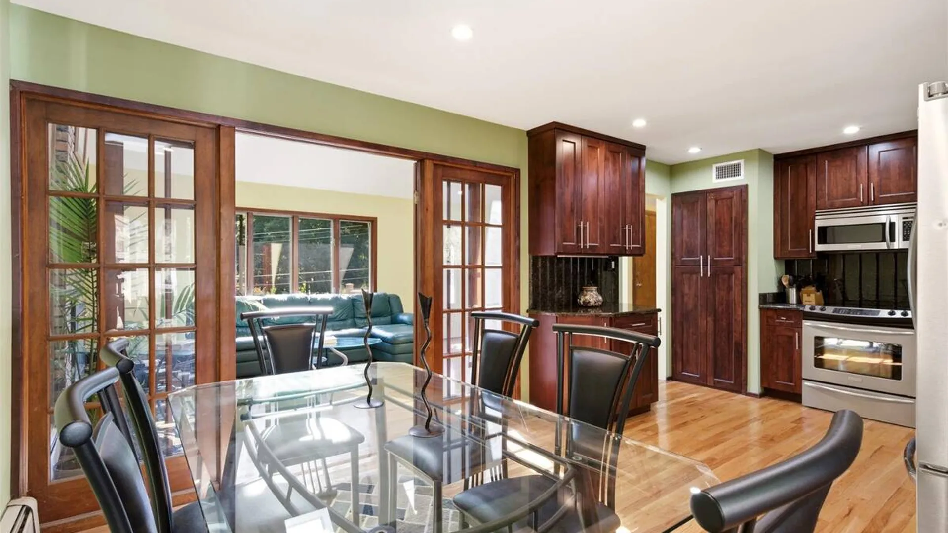 Property at 29 Vineyard Road, Huntington, NY 11743 6