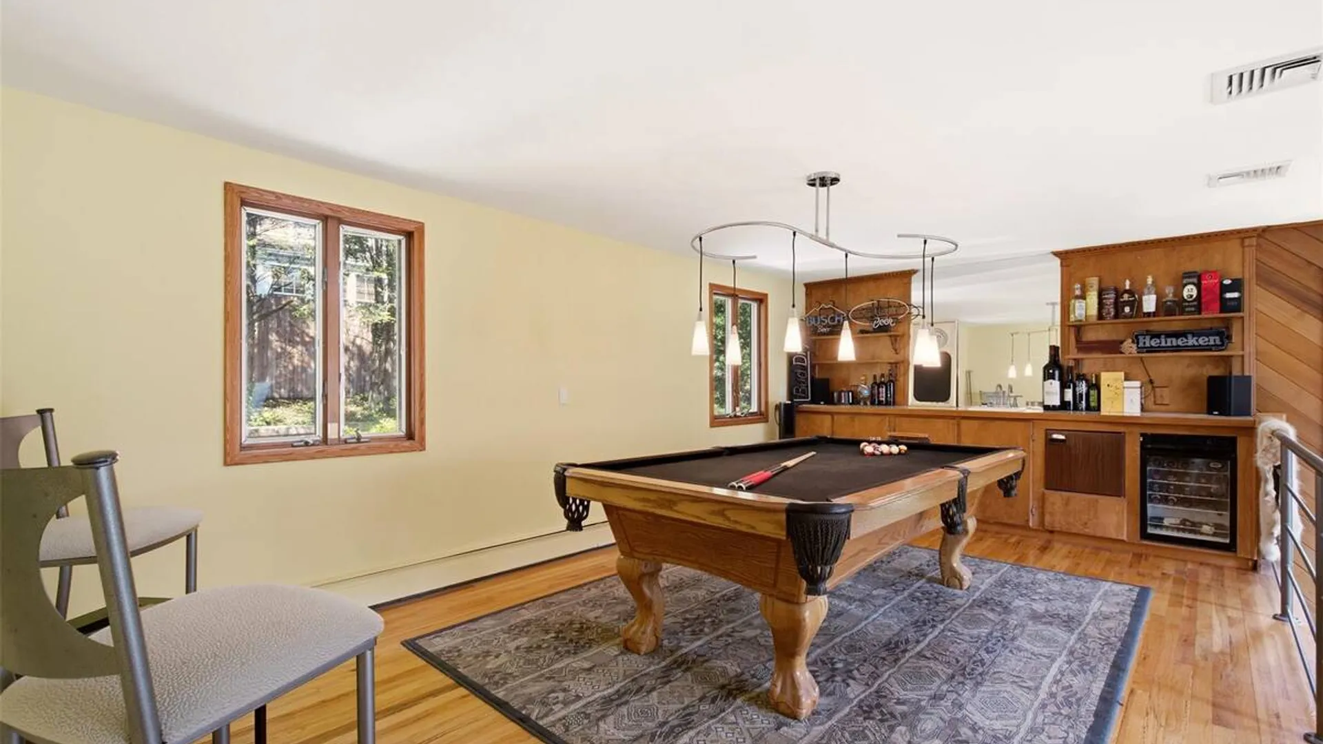 Property at 29 Vineyard Road, Huntington, NY 11743 16