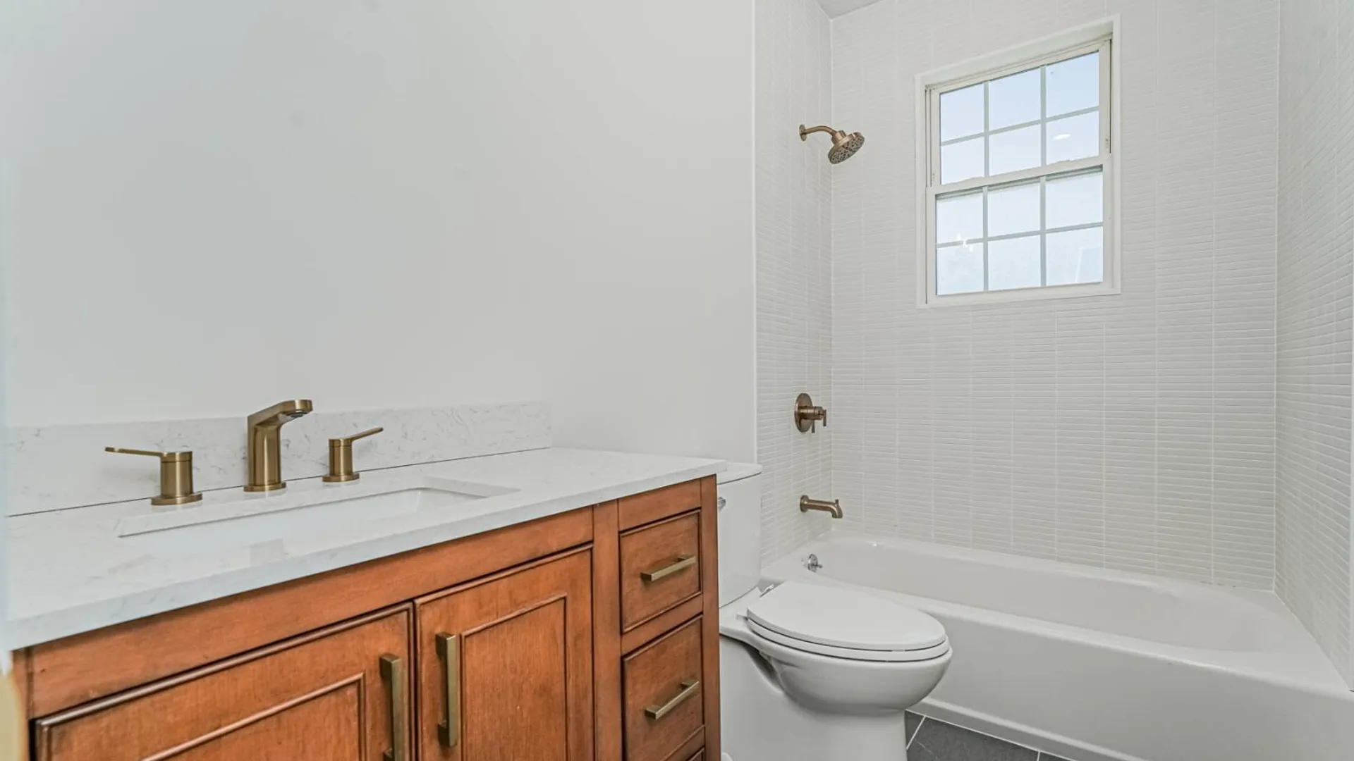 Property at 143 Barlow Ave., Staten Island, NY 10308 24