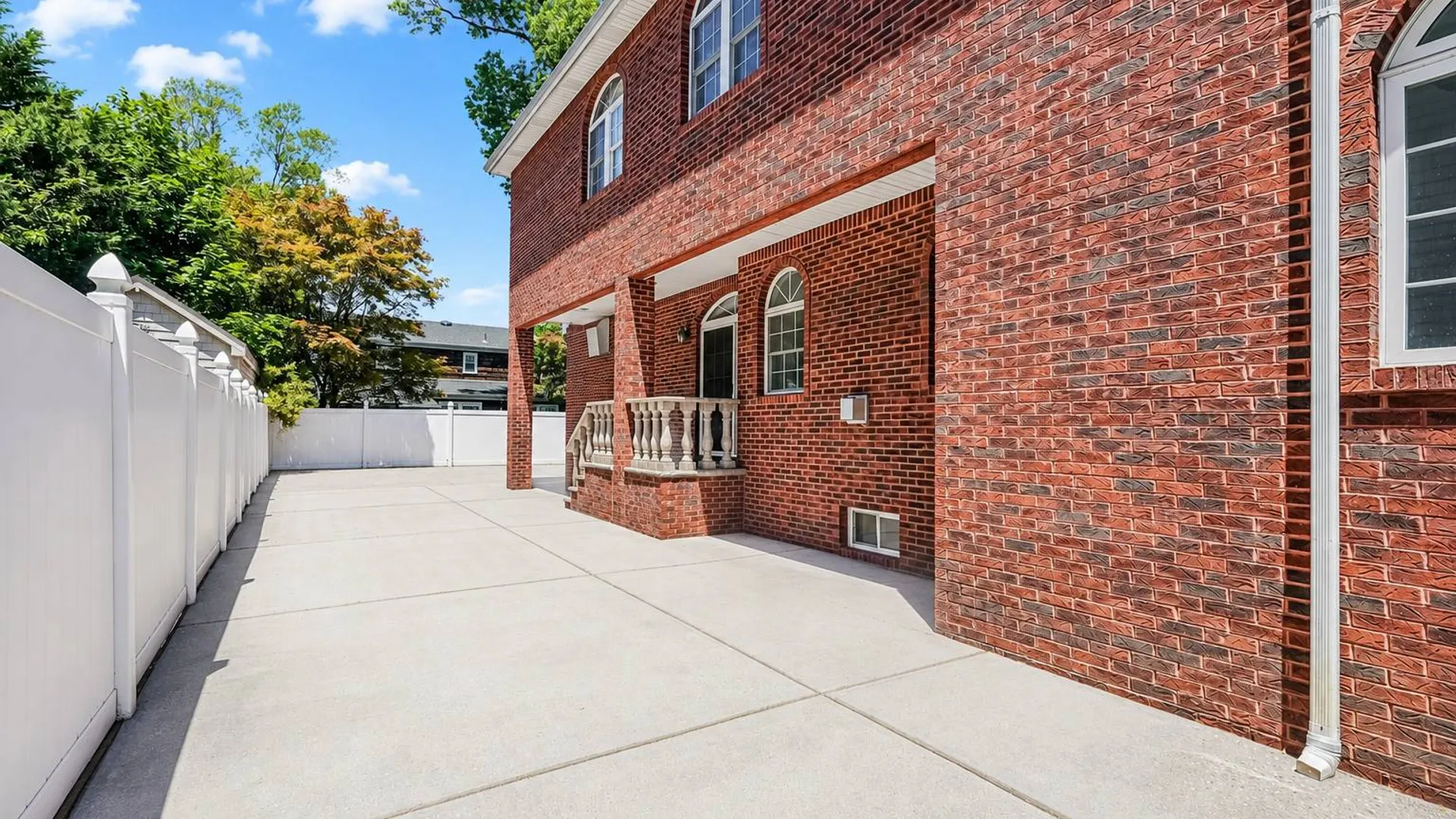 Property at 143 Barlow Ave., Staten Island, NY 10308 4