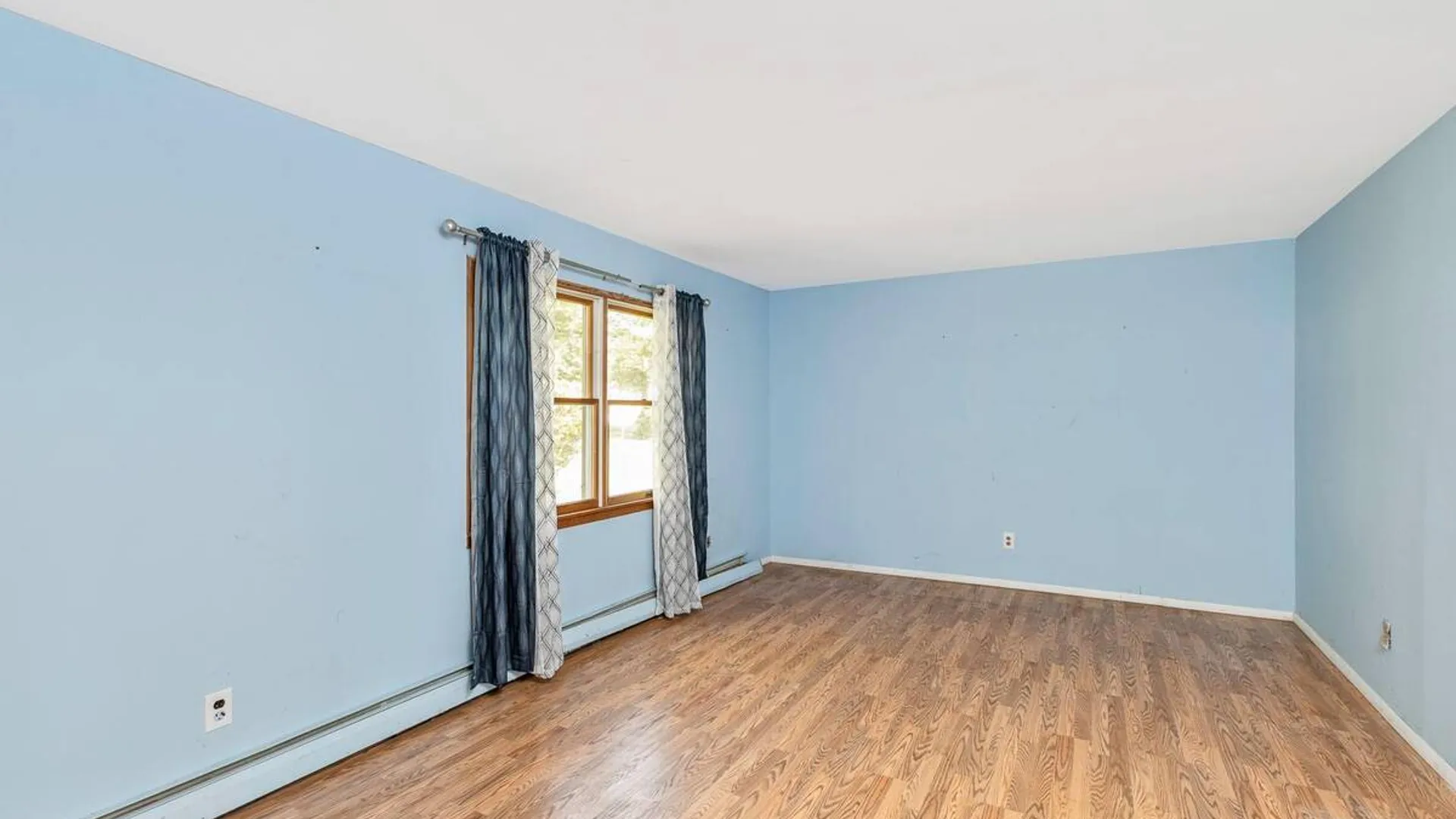 Property at 8 Long Meadow Place, South Setauket, NY 11720 9