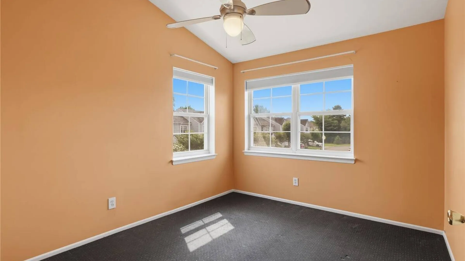 Property at 9 Shady Lane, Central Islip, NY 11722 28