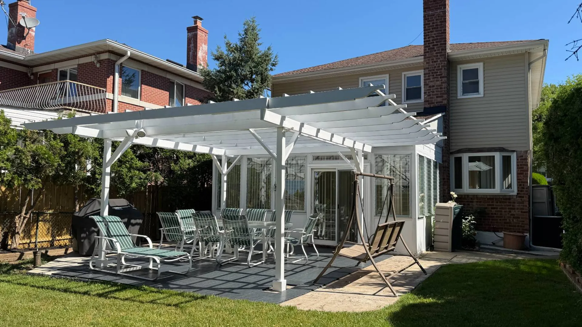Property at 57-30 Hewlett St, Little Neck, NY 11362 3