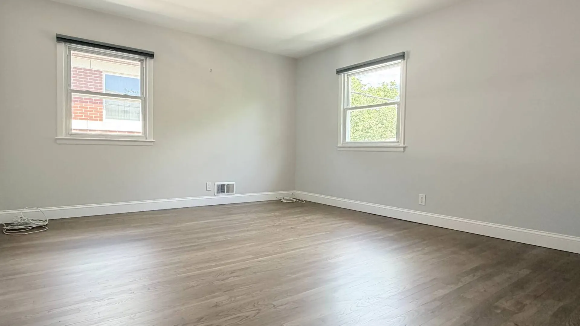 Property at 57-30 Hewlett St, Little Neck, NY 11362 23
