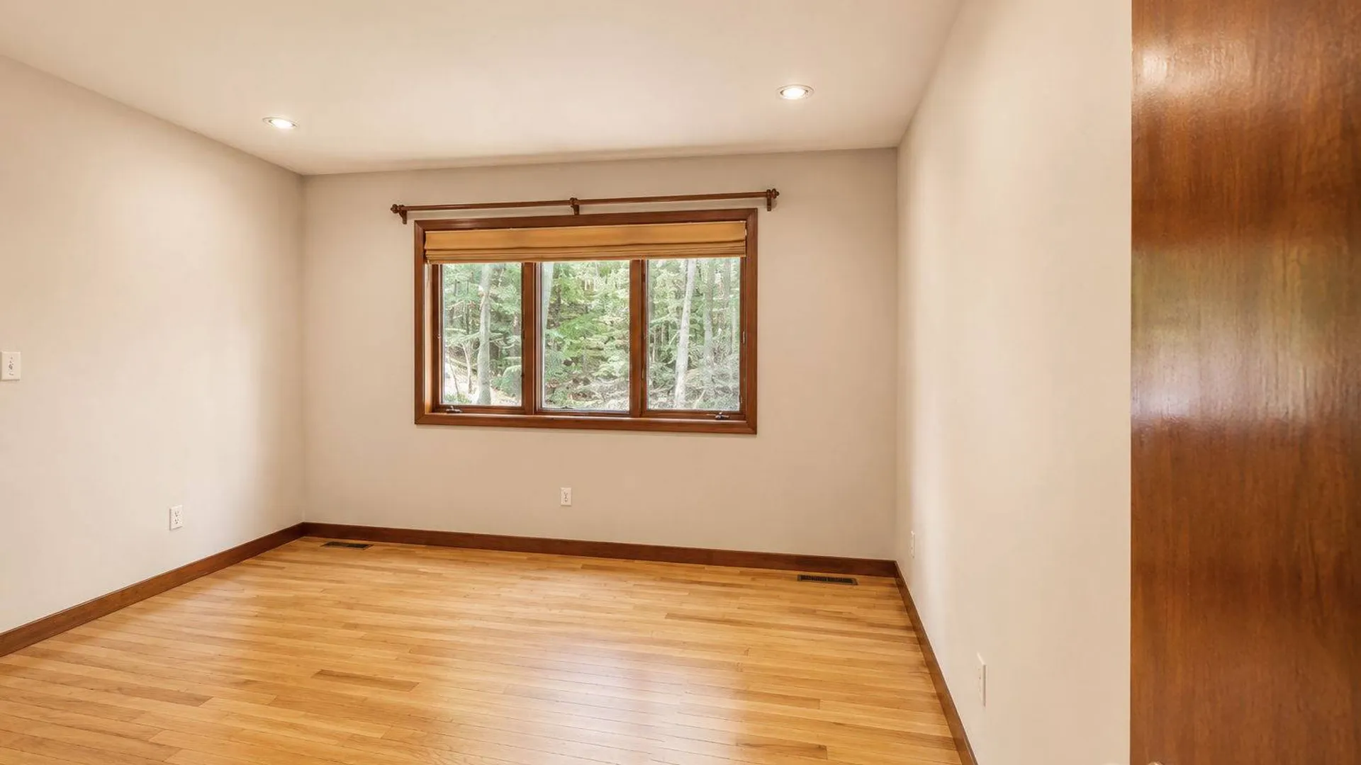 Property at 5 Buroak Dr, Hopewell Junction, NY 12533 45