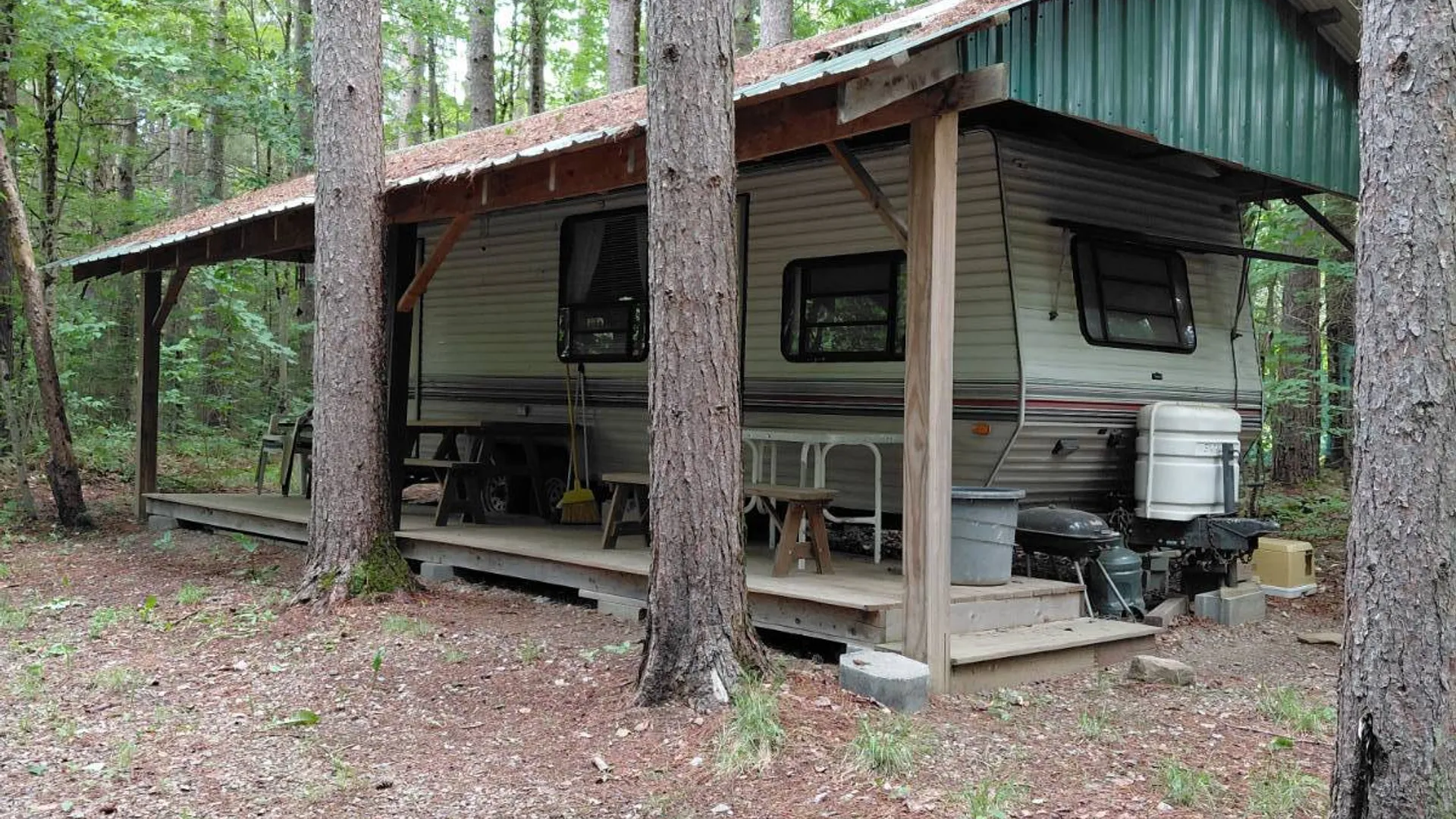 Property at 955 Irish Settlement Rd, Dolgeville, NY 13329 13