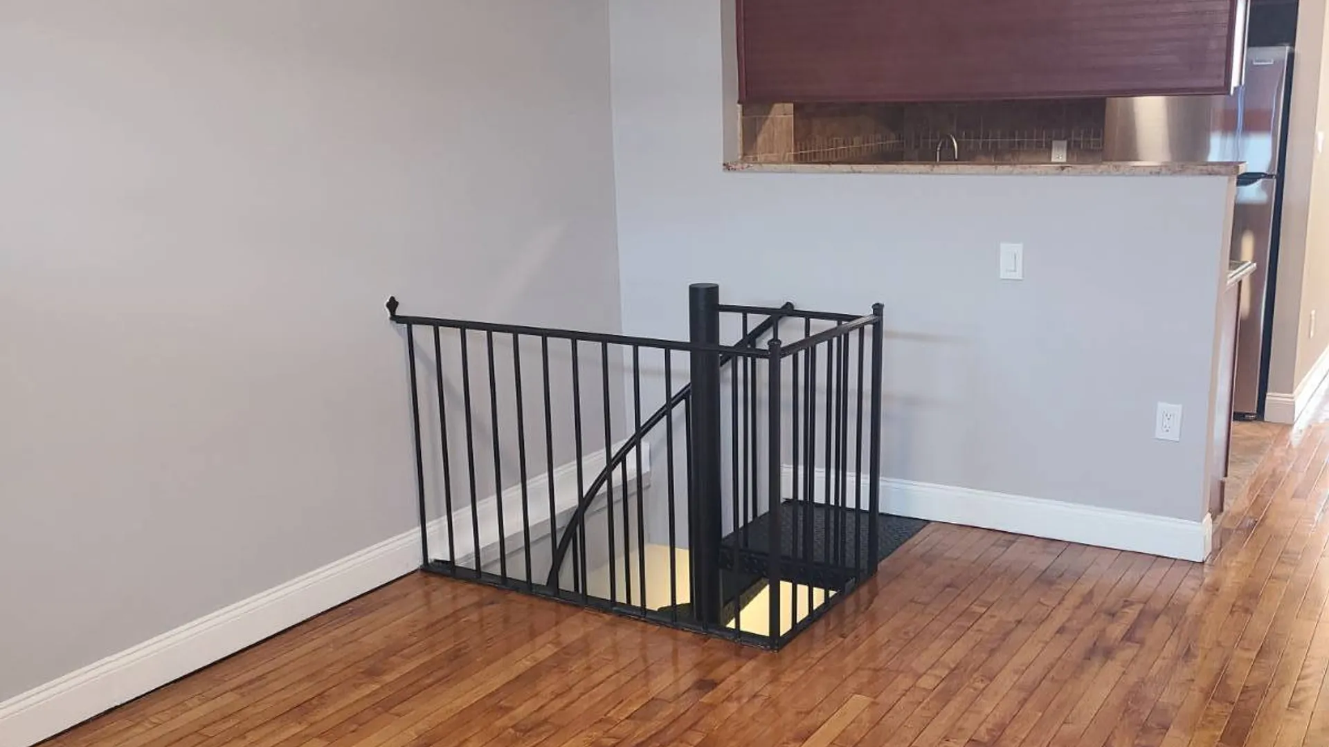 Property at 9208 Ave N, Brooklyn, NY 11236 3