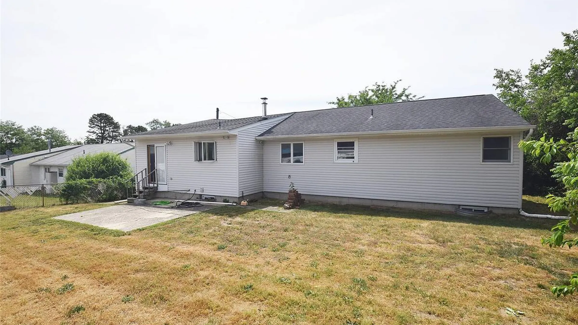 Property at 27 Naples Avenue, Central Islip, NY 11722 29
