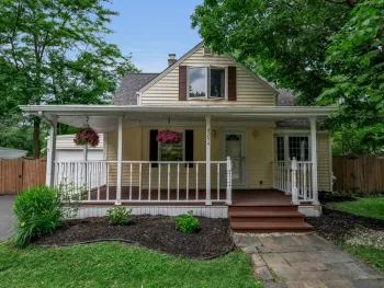 Property at 4254 Connection Dr, Williamsville, NY 14221