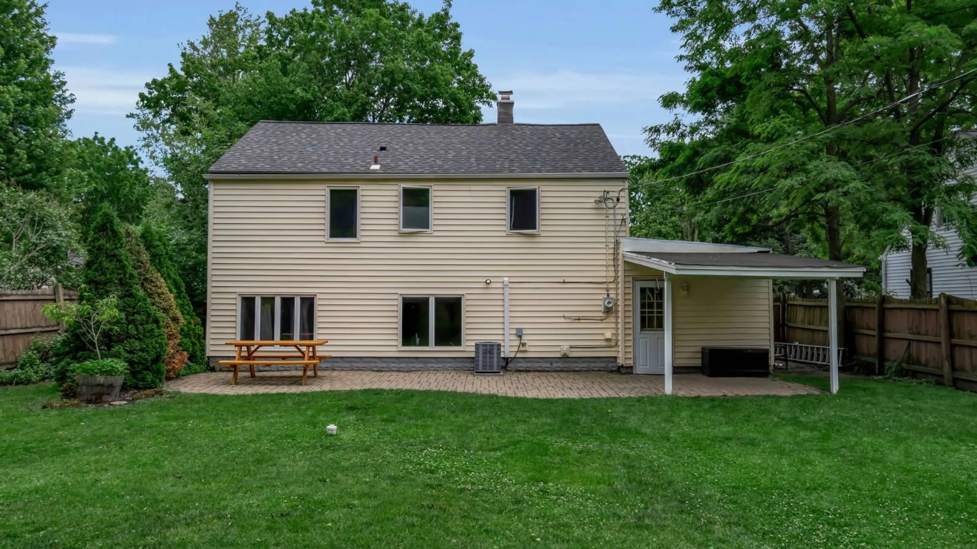 Property at 4254 Connection Dr, Williamsville, NY 14221 15