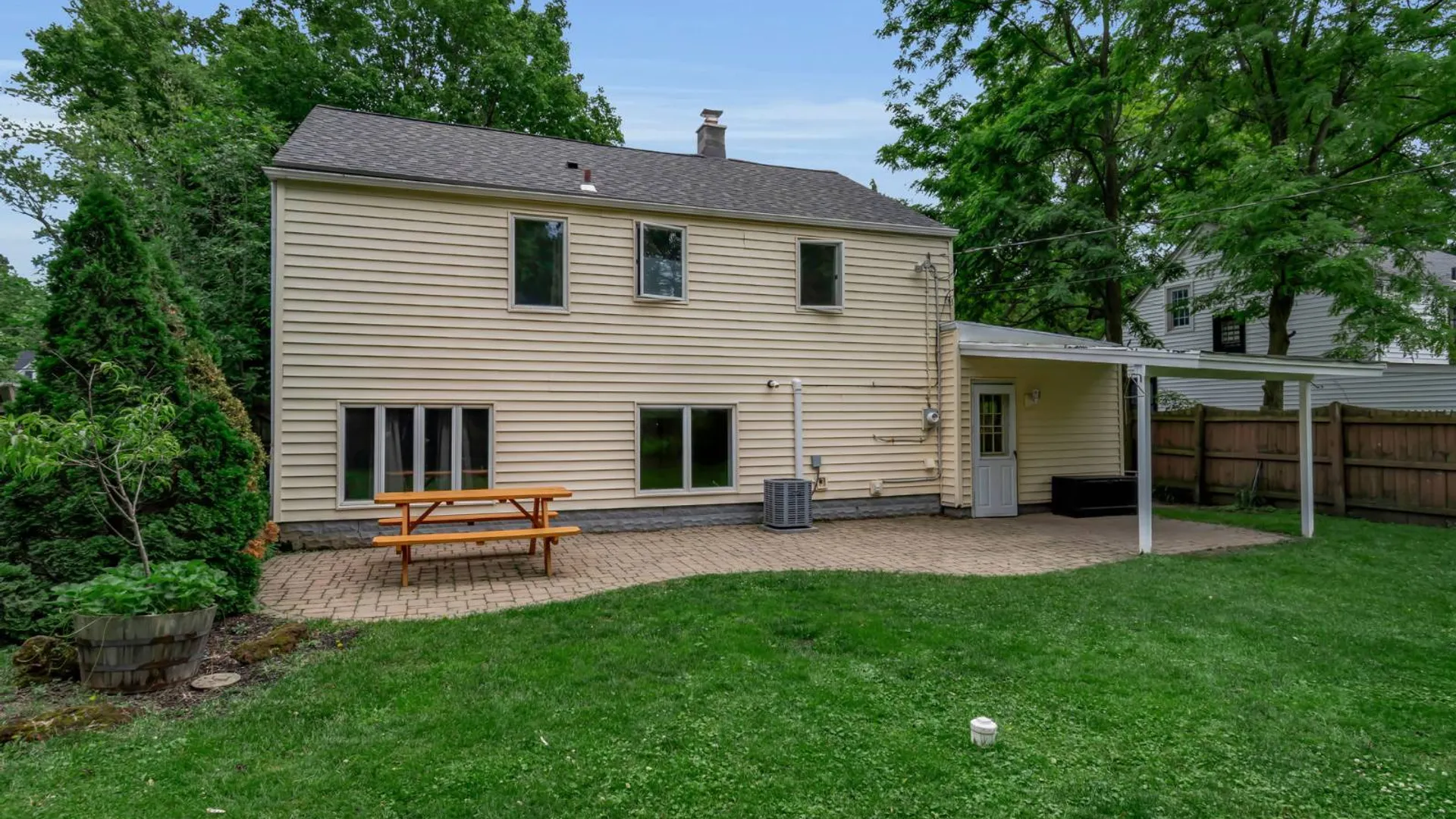 Property at 4254 Connection Dr, Williamsville, NY 14221 18