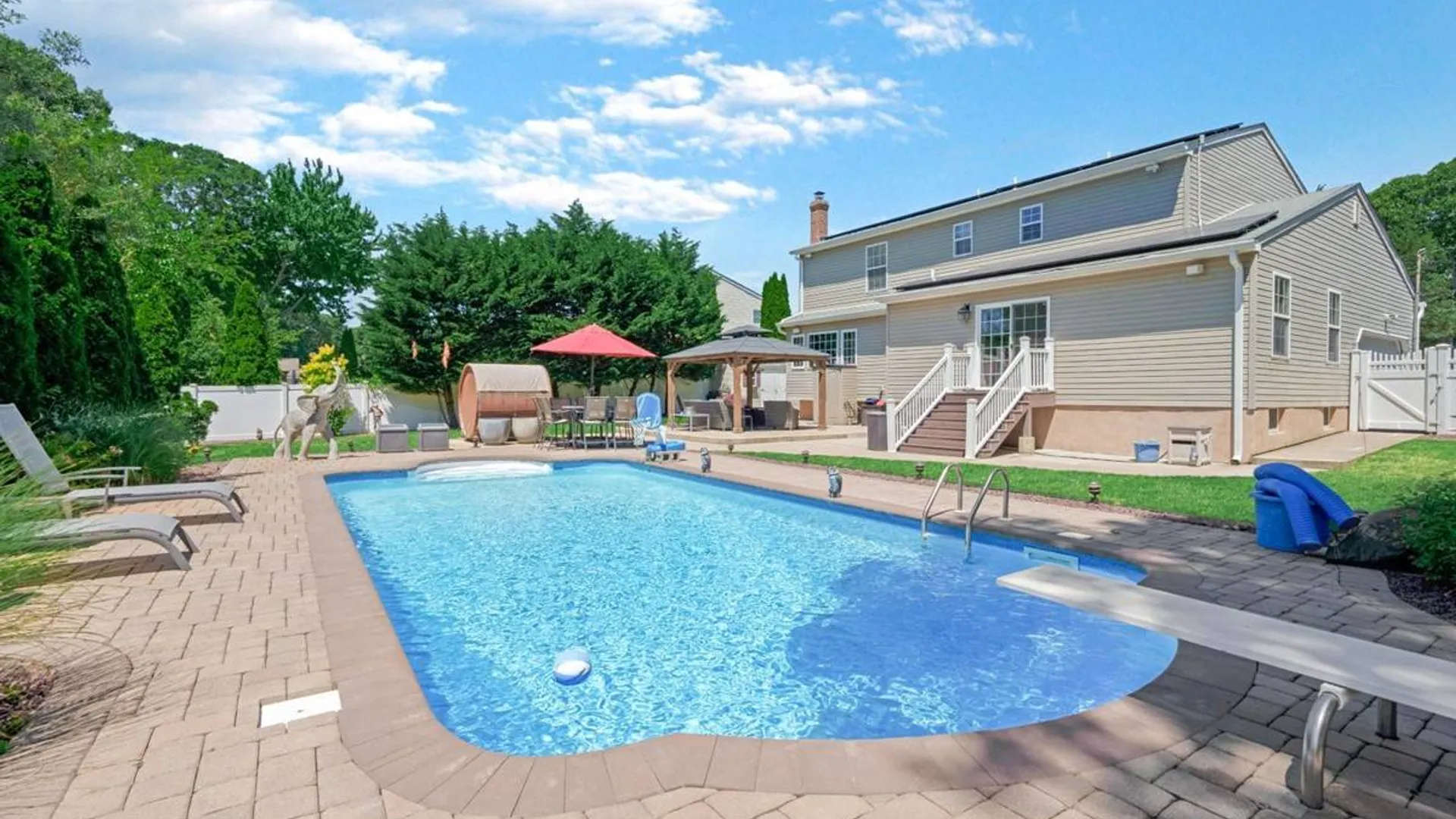 Property at 14 Tulip Avenue, Farmingville, NY 11738 23